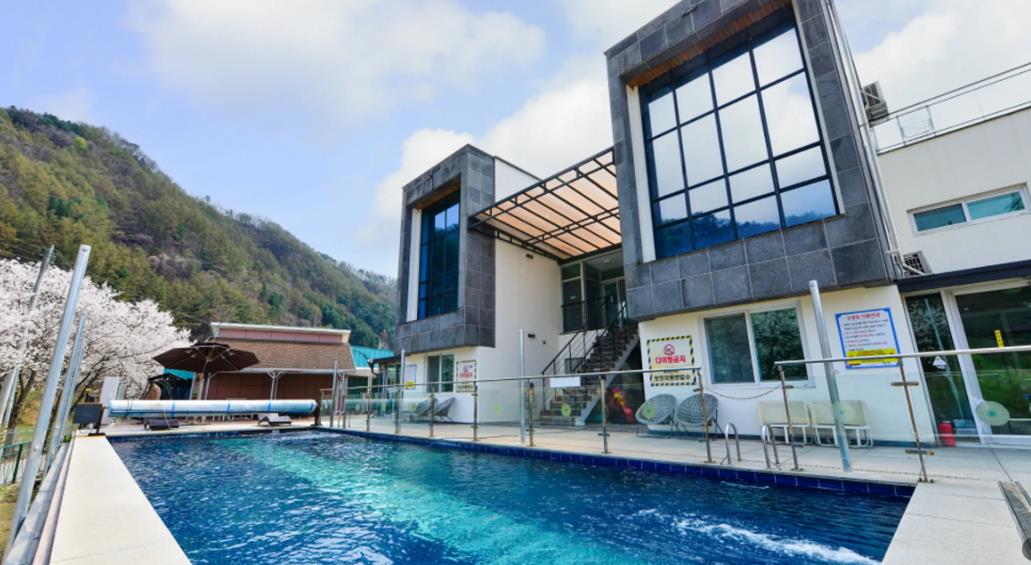 가평 밸리러브펜션 이미지 1