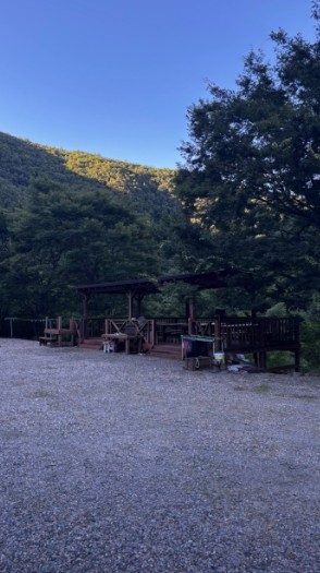 얼음골펜션캠핑장 이미지 2