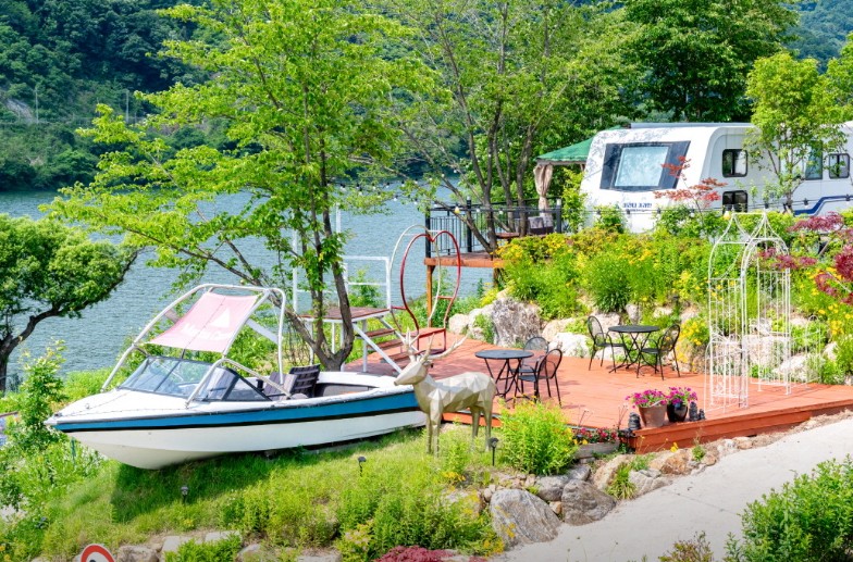 춘천 남이섬 마리나 카라반 이미지 7