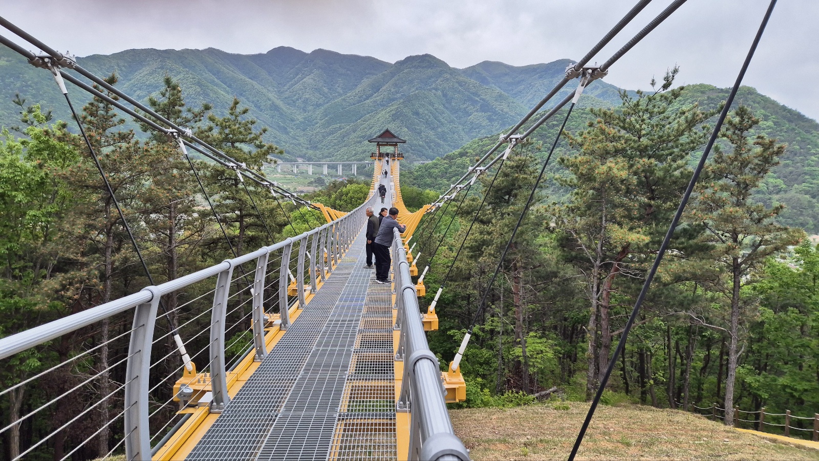 문경 봉명산 출렁다리 이미지 3
