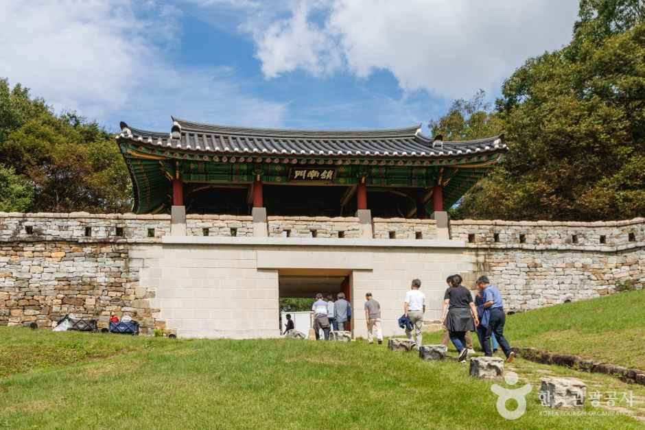 문경 고모산성 이미지 1