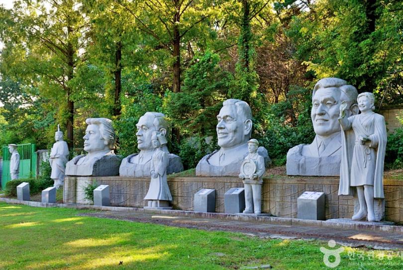 음성 큰바위얼굴 테마파크 이미지 8