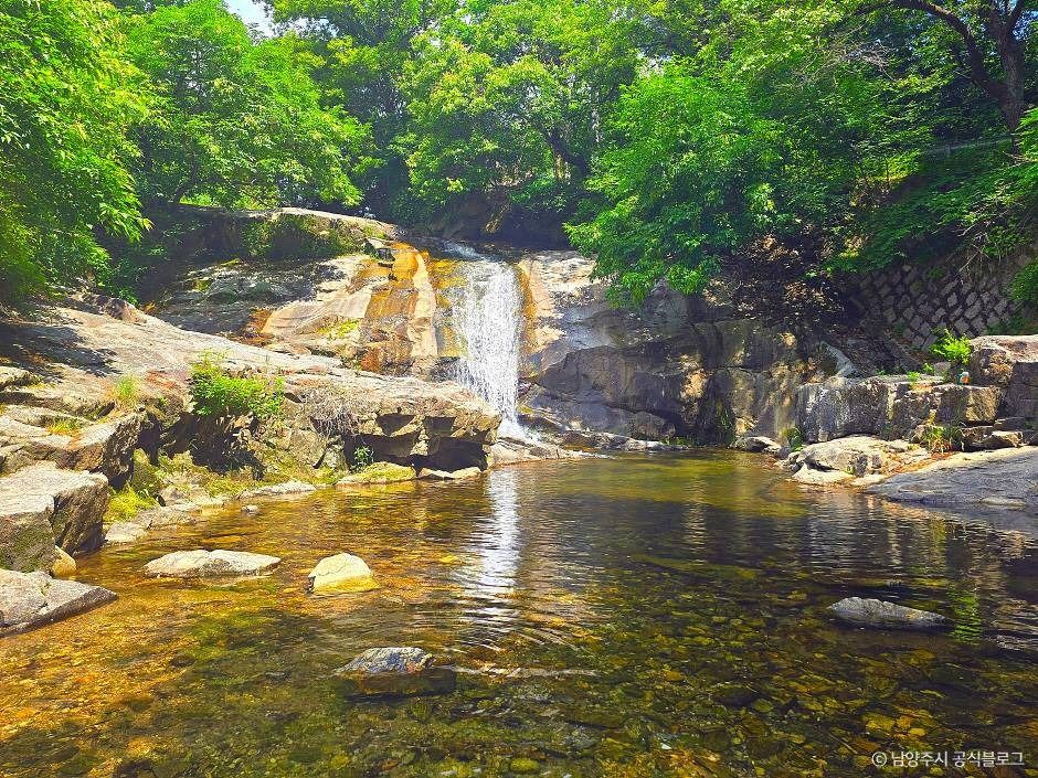 남양주 묘적사계곡 이미지 1